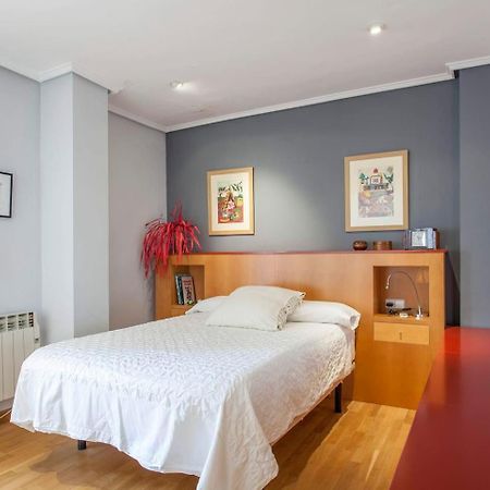 Vila La Casa Del Rio Pedralba Exteriér fotografie