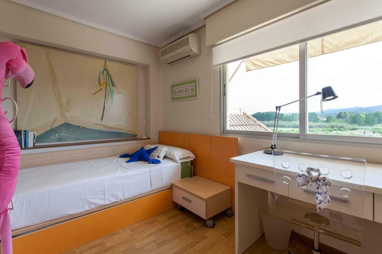 Vila La Casa Del Rio Pedralba Exteriér fotografie